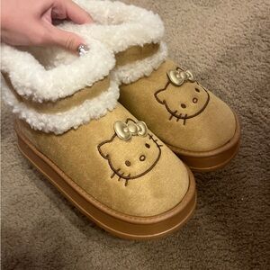 Hello kitty boots
